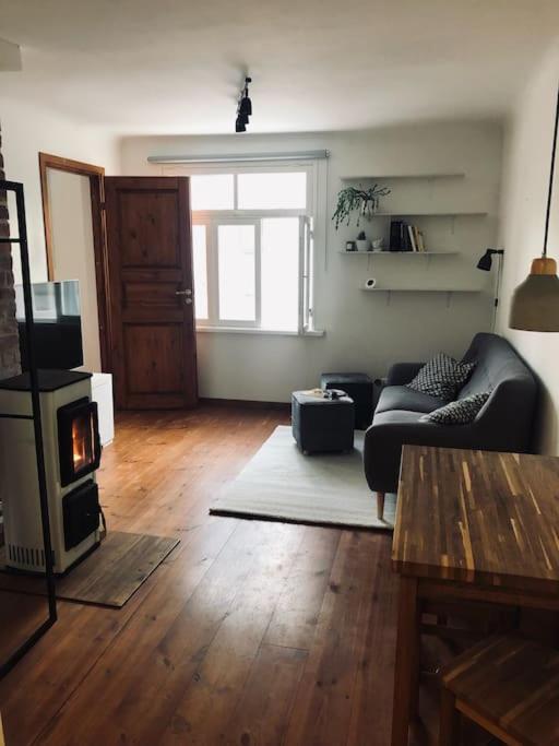 Cozy Apartment Near The City Center Tartu Esterno foto